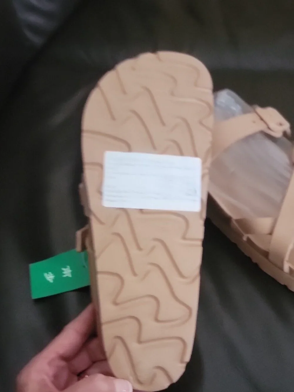 COMFY Womens Neutral Tan Buckle Platform Sandals Croc Like